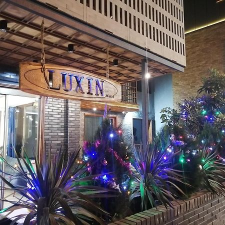 Luxin Hotel Тбилиси Екстериор снимка