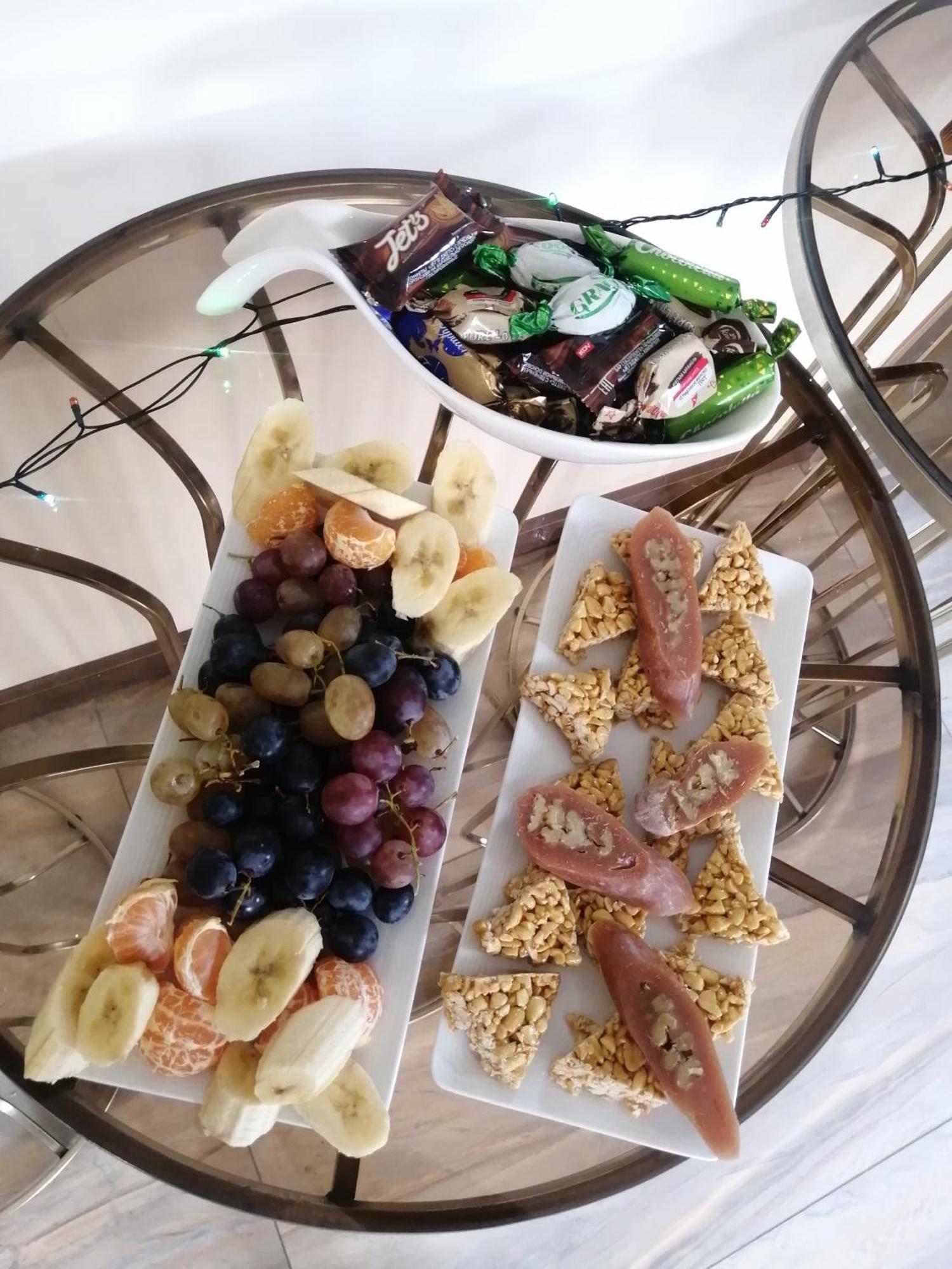 Luxin Hotel Тбилиси Екстериор снимка