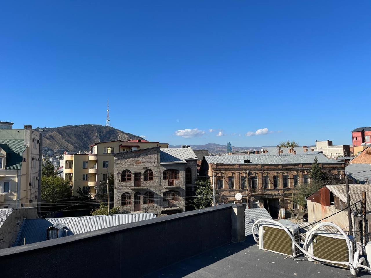 Luxin Hotel Тбилиси Екстериор снимка
