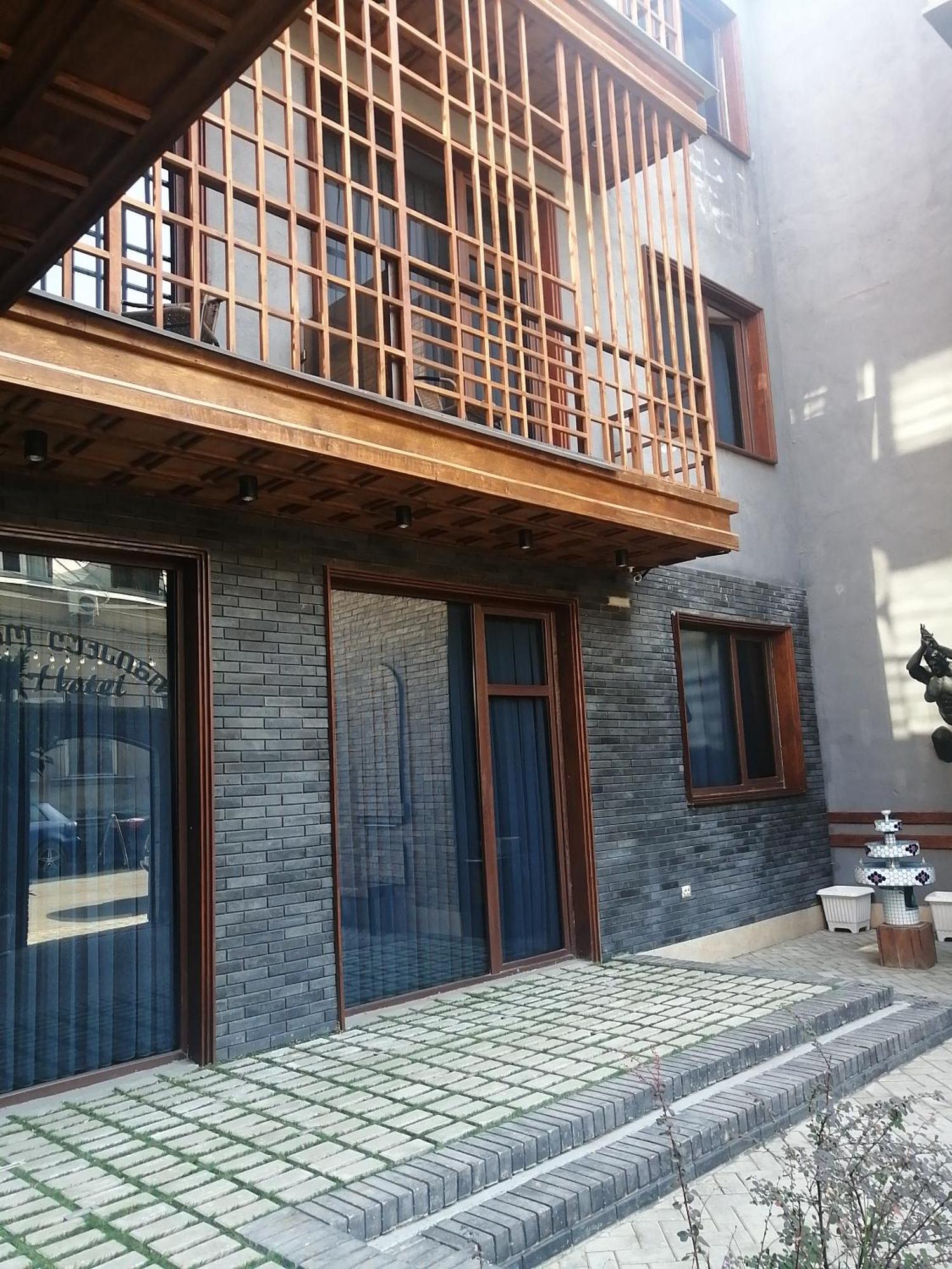 Luxin Hotel Тбилиси Екстериор снимка