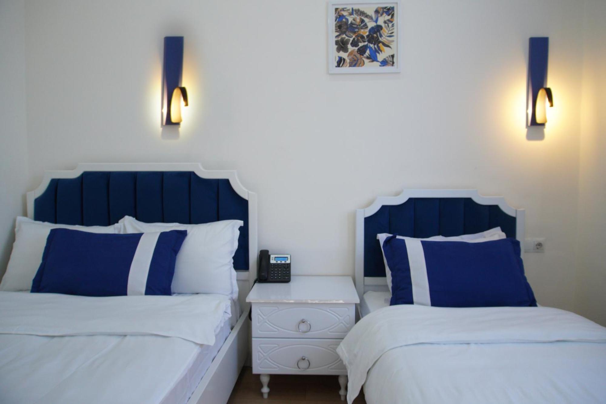 Luxin Hotel Тбилиси Екстериор снимка