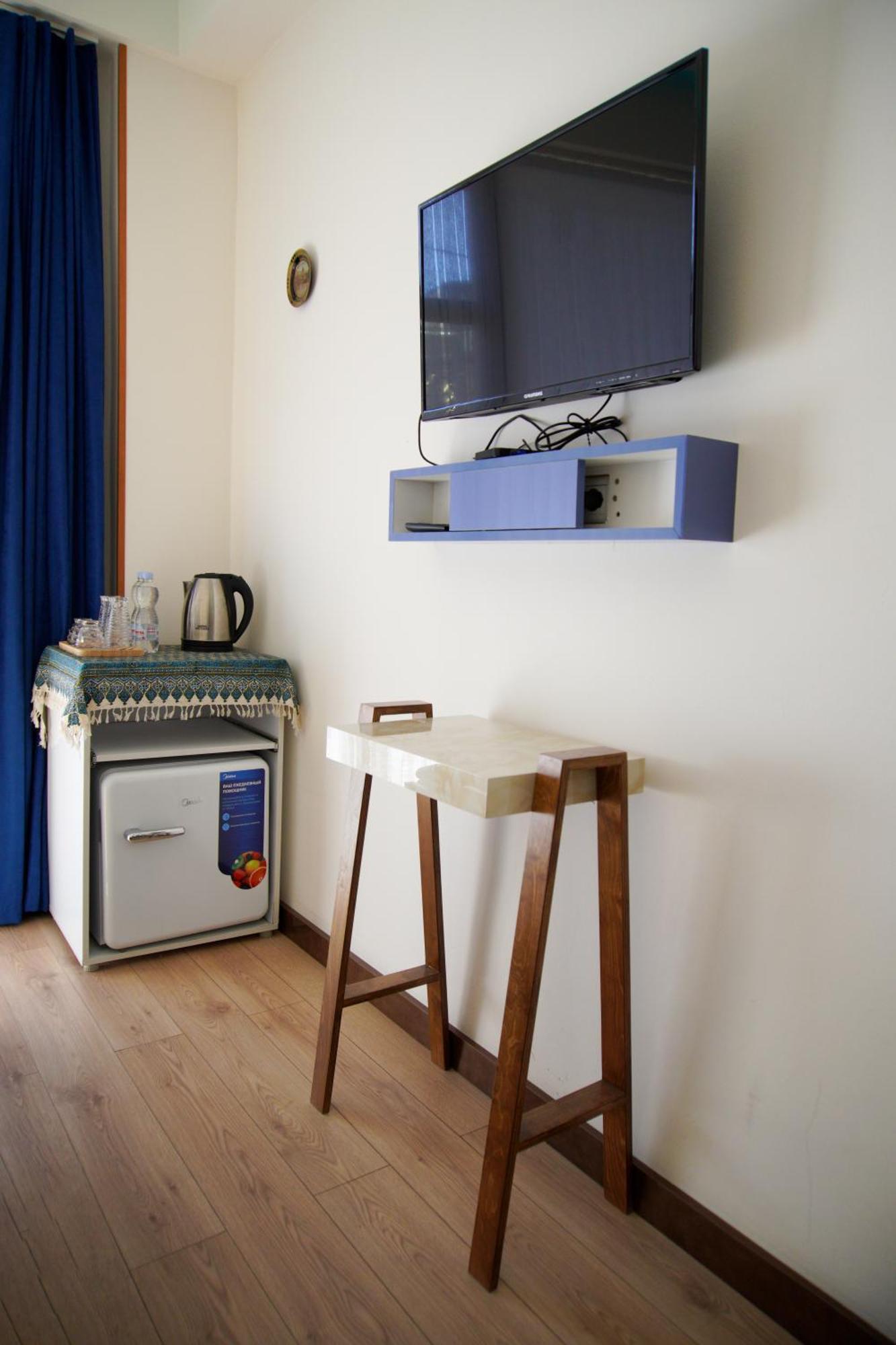 Luxin Hotel Тбилиси Екстериор снимка