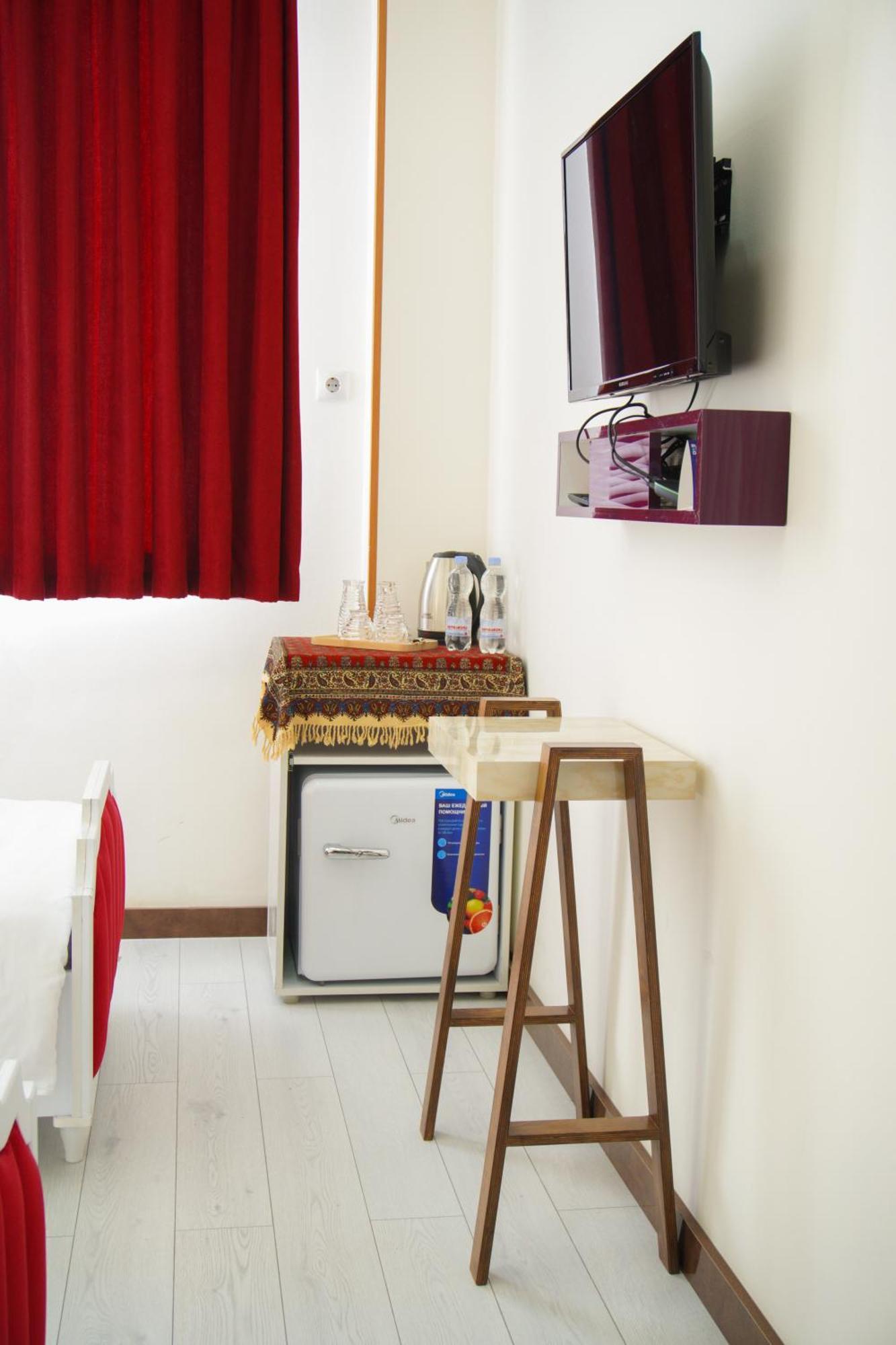 Luxin Hotel Тбилиси Екстериор снимка